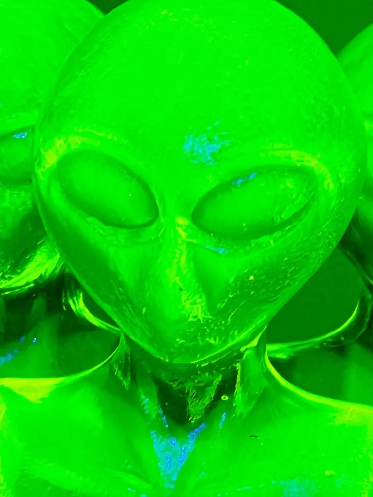 Aliens · Plate 9