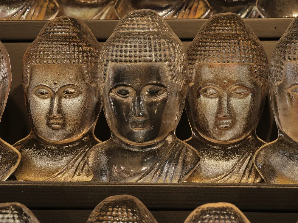 Buddha Wall · Plate 18